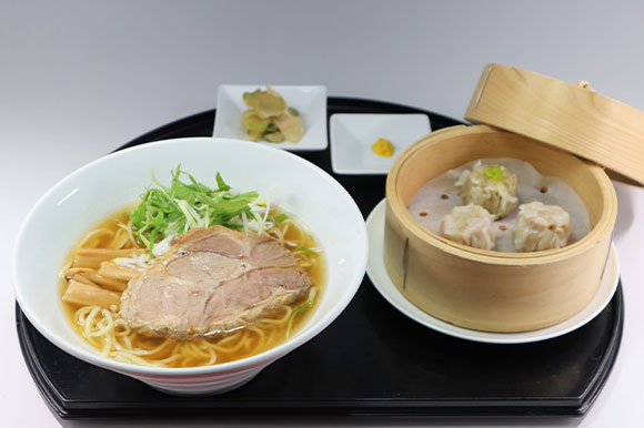 大判チャーシュー麺セット
