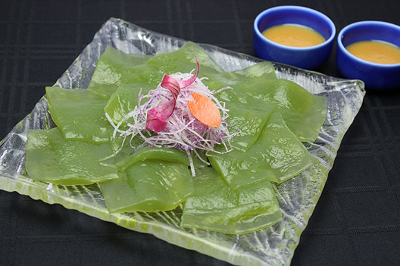 群馬名産　手のし蒟蒻
